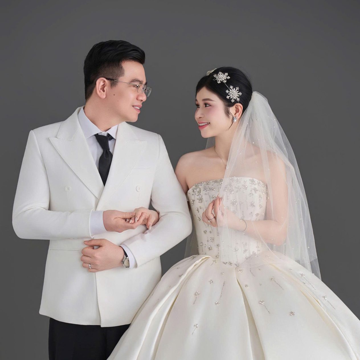 Hương Mừng Wedding